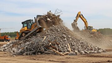 Поднятие участка строительным мусором